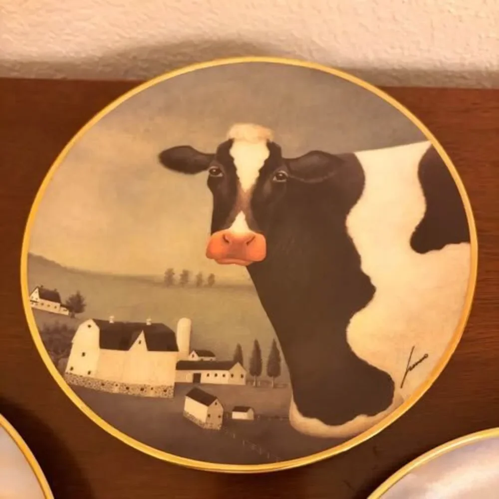 Franklin Mint American Folk Art Collection Cow Plates